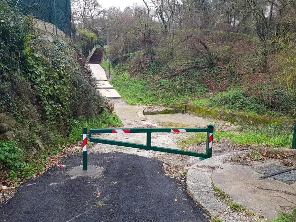 barriere pivotante sur mesure à marseille