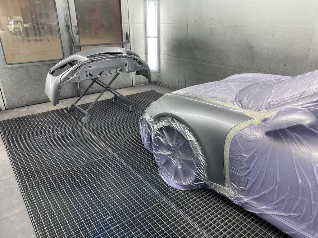Retouche peinture voiture pour rayure usure Porsche