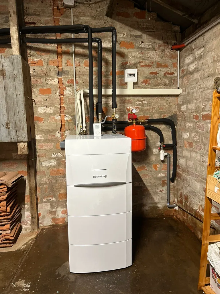 Installation de pompe a chaleur air/eau Libourne (33500) et ses alentours Reconnu Garant de l'Environnement remplacement d'une chaudière gaz à condensation