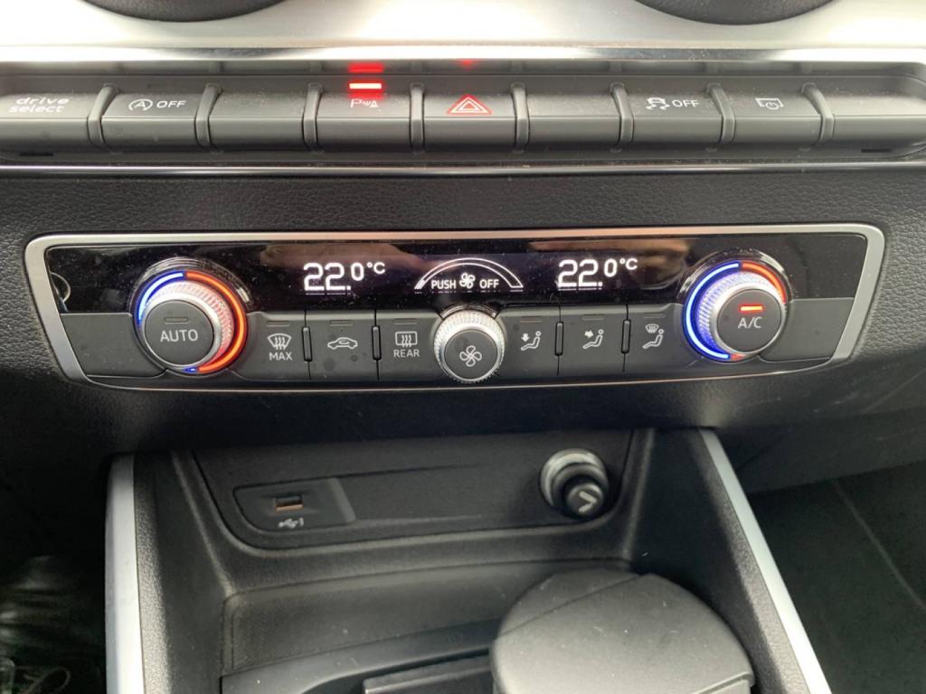 Audi Q2 essence boite automatique proche de Barentin