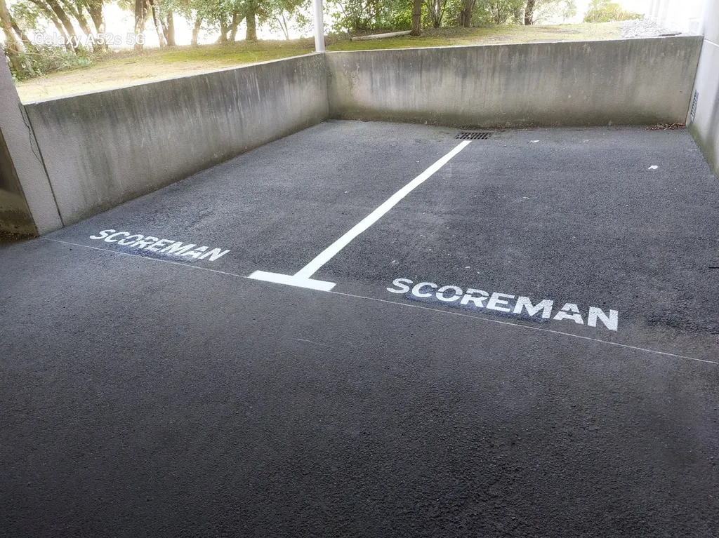 Marquage au sol de places de Parking dans les Bouches-du-Rhône 