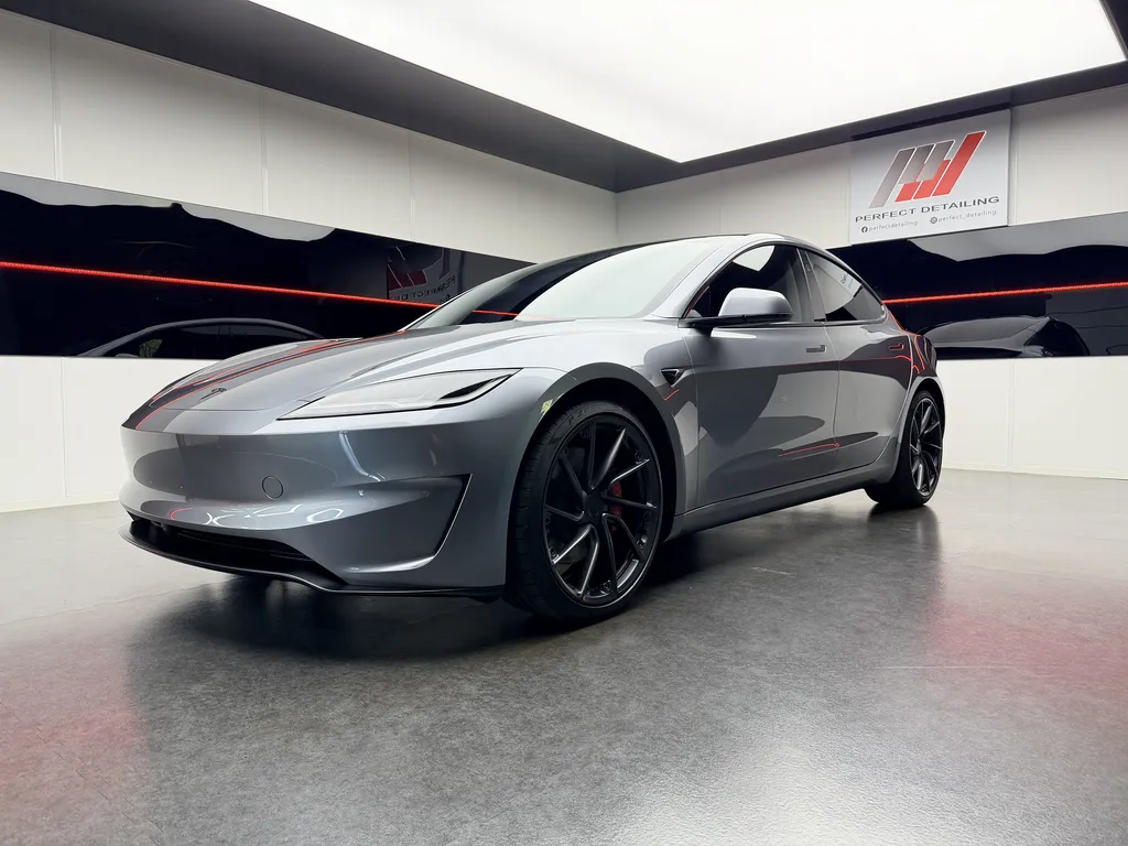 TESLA MODEL 3 HIGHLAND PERFORMANCE QUICKSILVER - PPF PARTIEL - LILLE 59