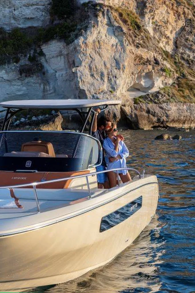 Acheter une coque open de marque italienne en Normandie