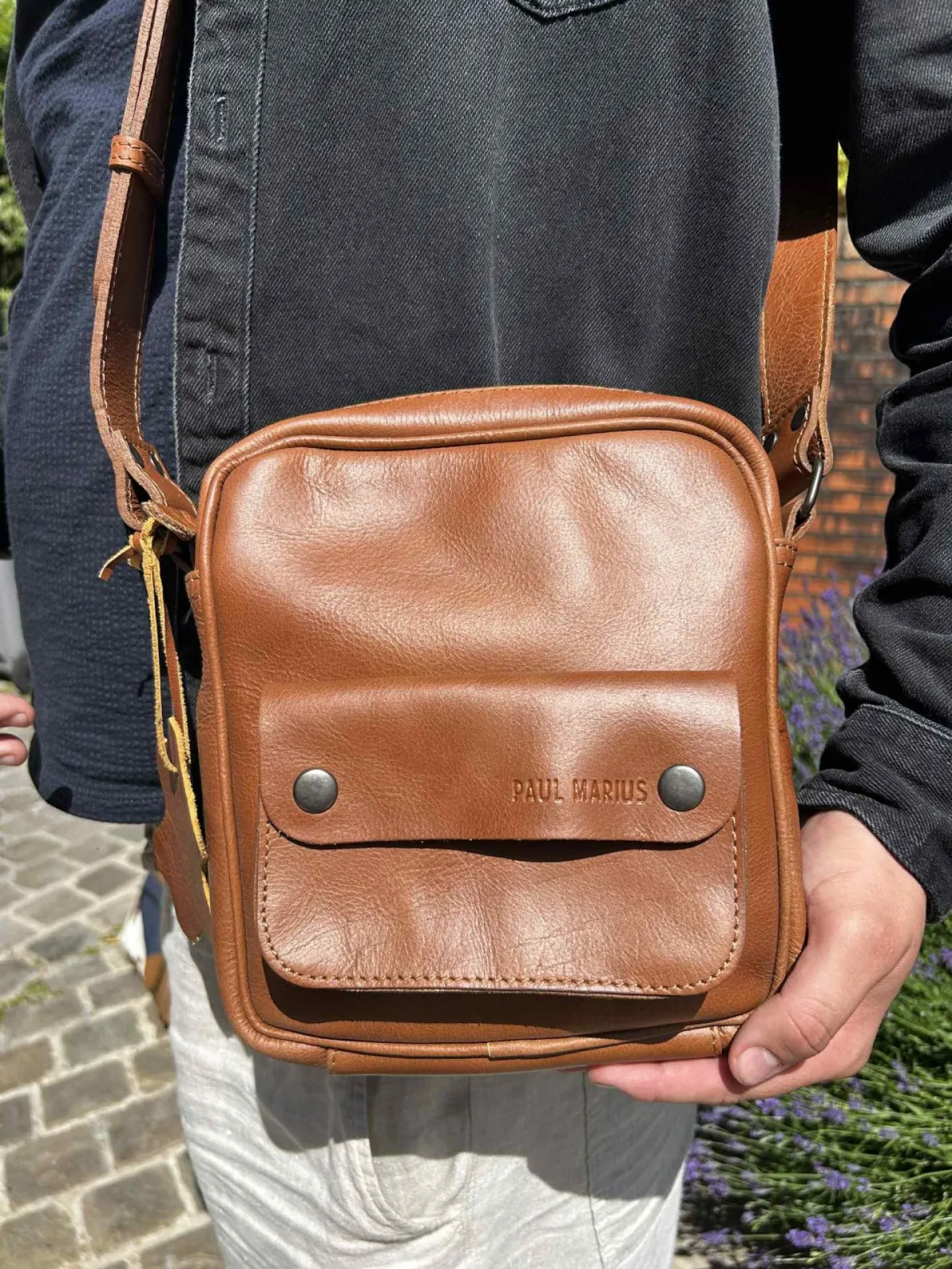 Sacoche cuir Paul Marius le Saint-Marc disponible chez Evasion Eu