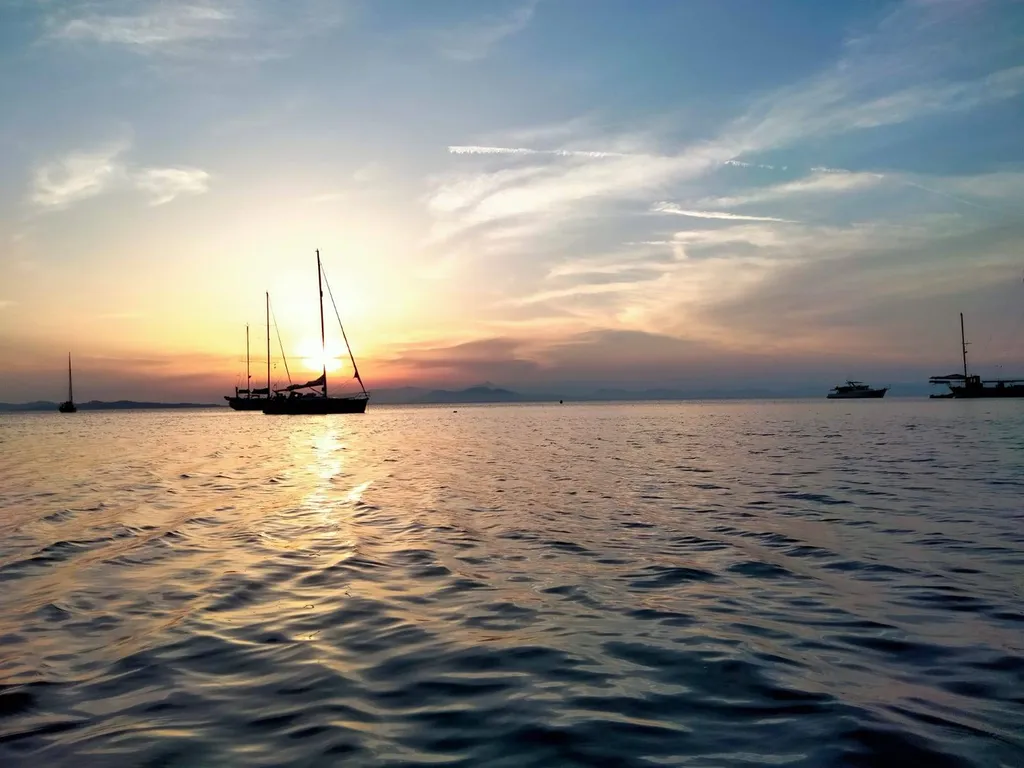 Excursion en mer de 2H30 avec AUDEMAR à Hyères : FORMULE COUCHER DU SOLEIL