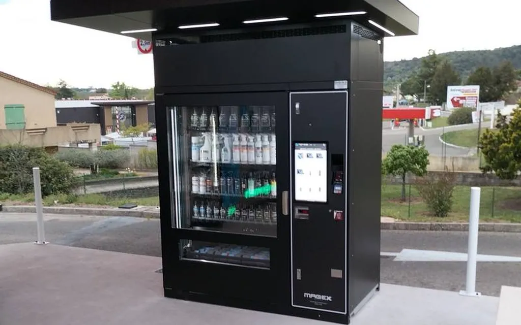 Distributeurs automatiques de produits automobiles dans le Gard