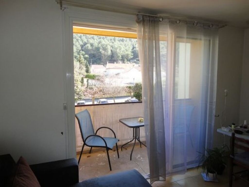 vente appartement vue dégagée Carnoux  en Provence  60m², avec balcons et cave
