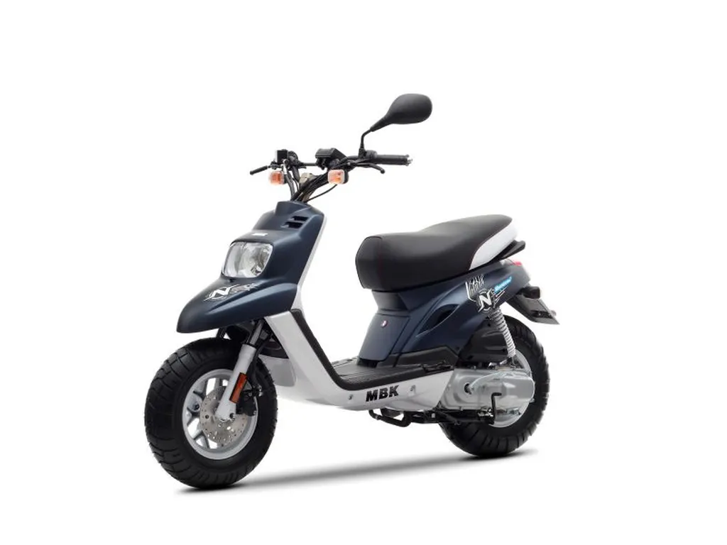 Scooter neuf MBK Booster spirit 10 pouces Naked la seyne sur mer