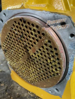 Révision d'aftercoooer Caterpillar C18 à Marseille.
