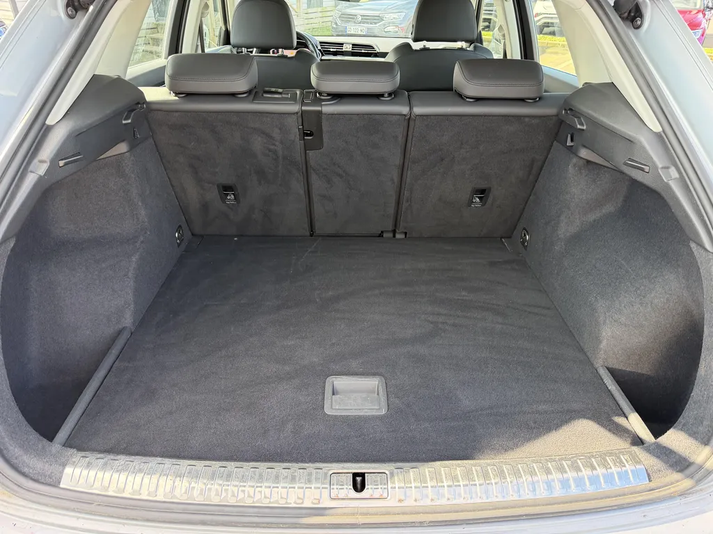 Achat Audi Q3 occasion à proximité du Havre : SUV Diesel 150 ch S tronic Design Luxe chez Caudebec Automobiles