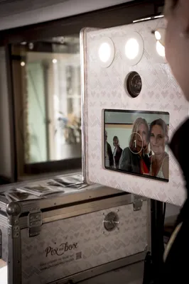Profitez d’un mariage laïque romantique sur la plage en Corse à Calvi avec l’accompagnement d’une wedding planner qualifiée