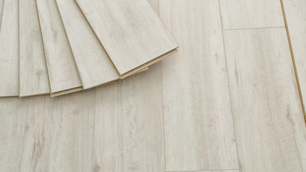 Parquet stratifié Parqueterie Aixoise 