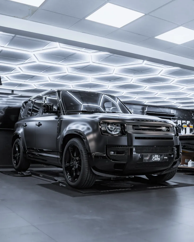 PPF XPEL noir mat et brillant land rover defender à Anglet 