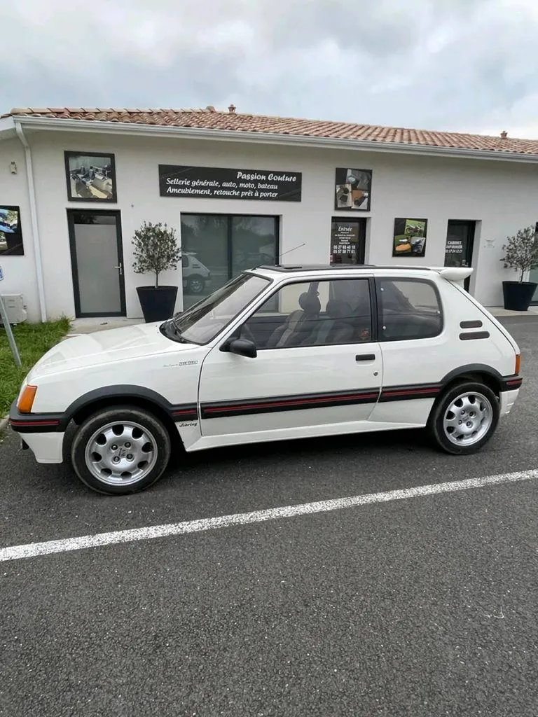 Refaire les sièges de sa voiture à bordeaux
