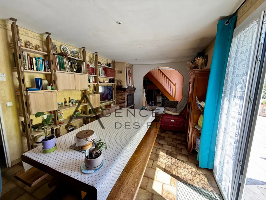 A vendre maison de 90 m² sur sous-sol total édifiée sur un terrain de 1350 m² située à SAINT AUBIN LES ELBEUF