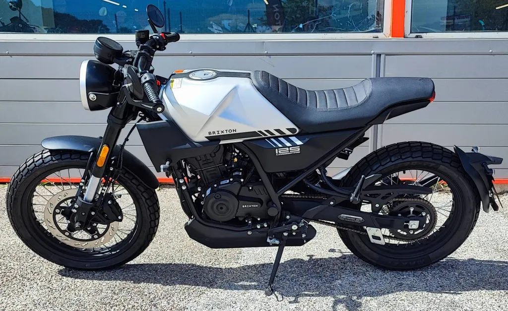 DÉSTOCKAGE Moto Neuve BRIXTON Crossfire 500