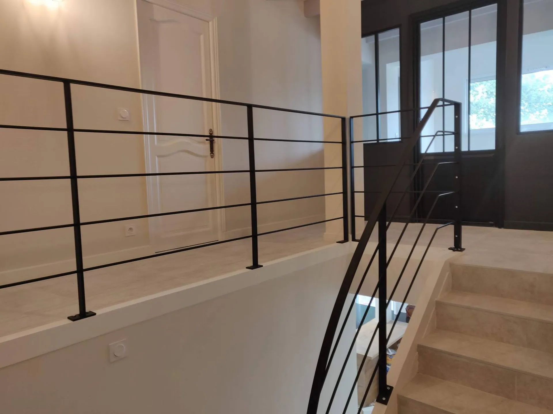 De la conception à la réalisation : comment l'AGENCE MRC a rénové une maison à Mimet