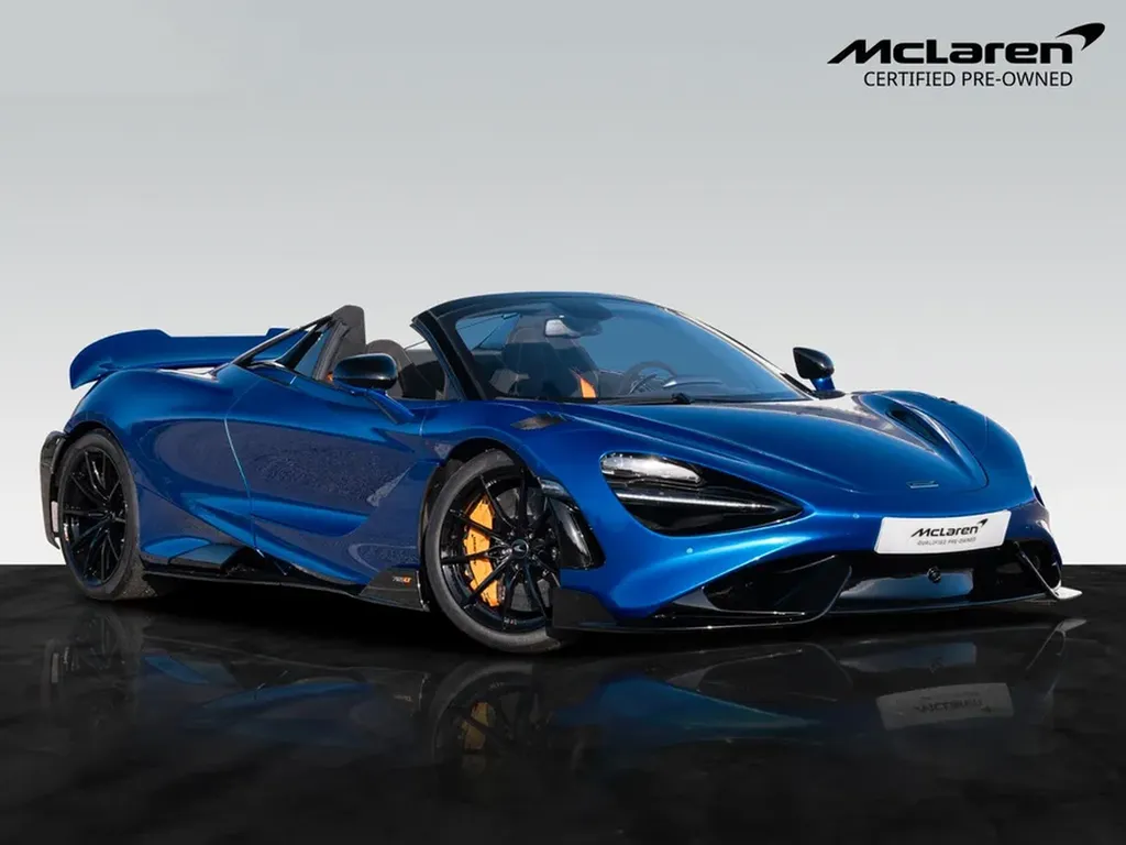 McLaren 765LT supercar importée d’Allemagne par Asphalte Diffusion avec configuration carbone et historique complet