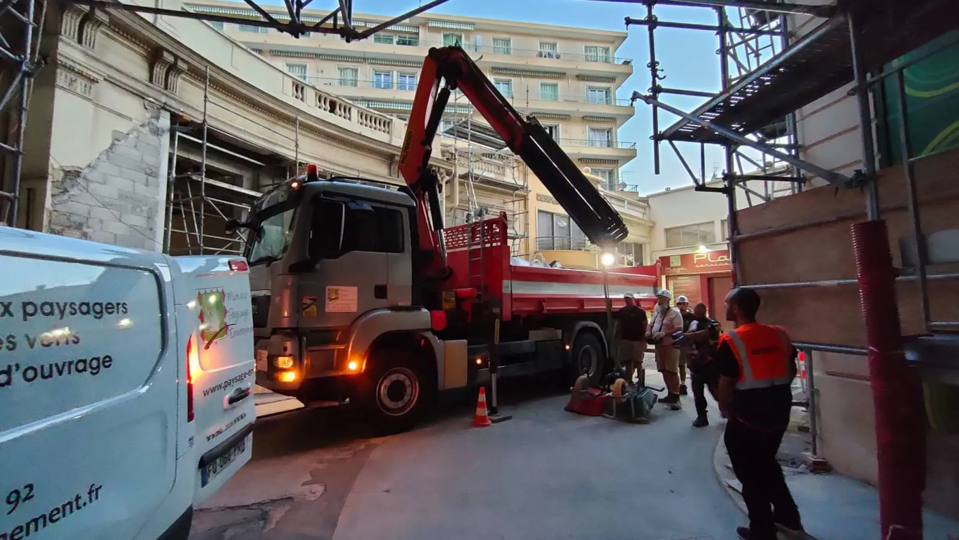 Approvisionnement complexe de graviers pour bande stérile à Nice