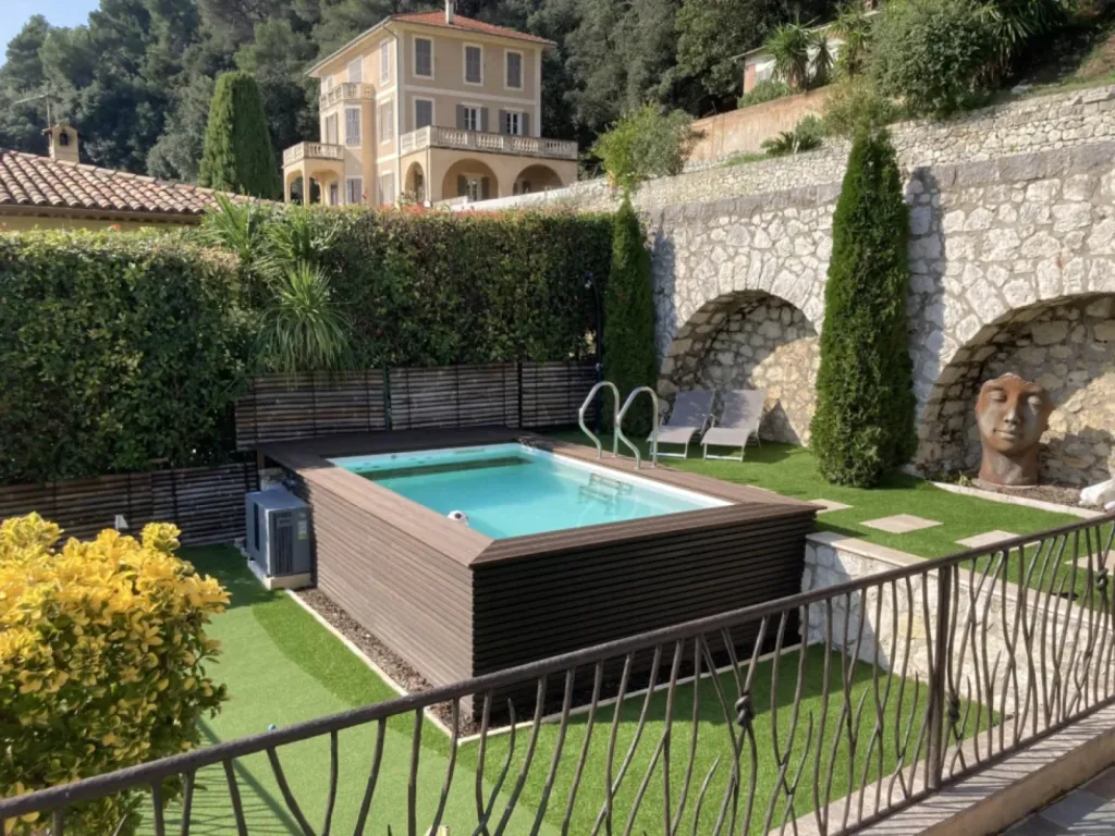 Les avantages des mini piscines pour réduire votre empreinte énergétique Aix en Provence Les avantages des mini piscines pour réduire votre empreinte énergétique Aix en Provence