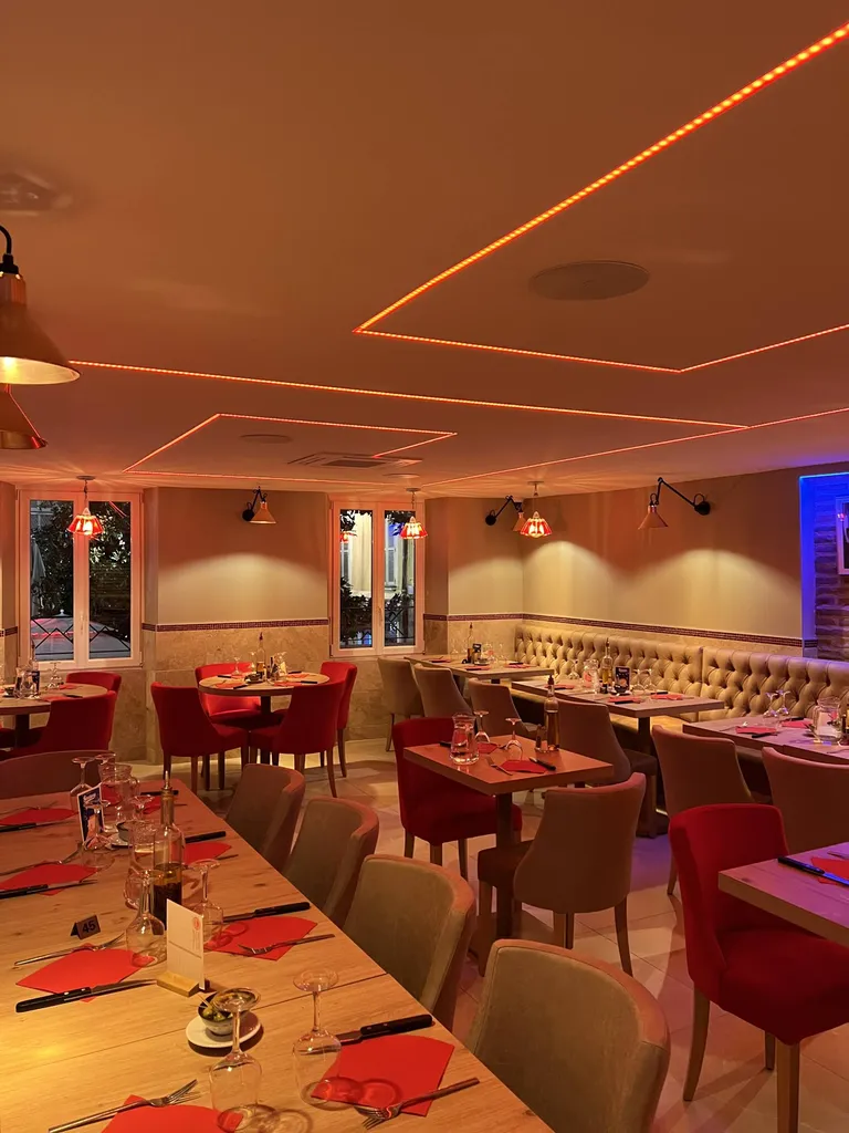 Installation éclairage Pizzeria Gaetano Toulon Var83