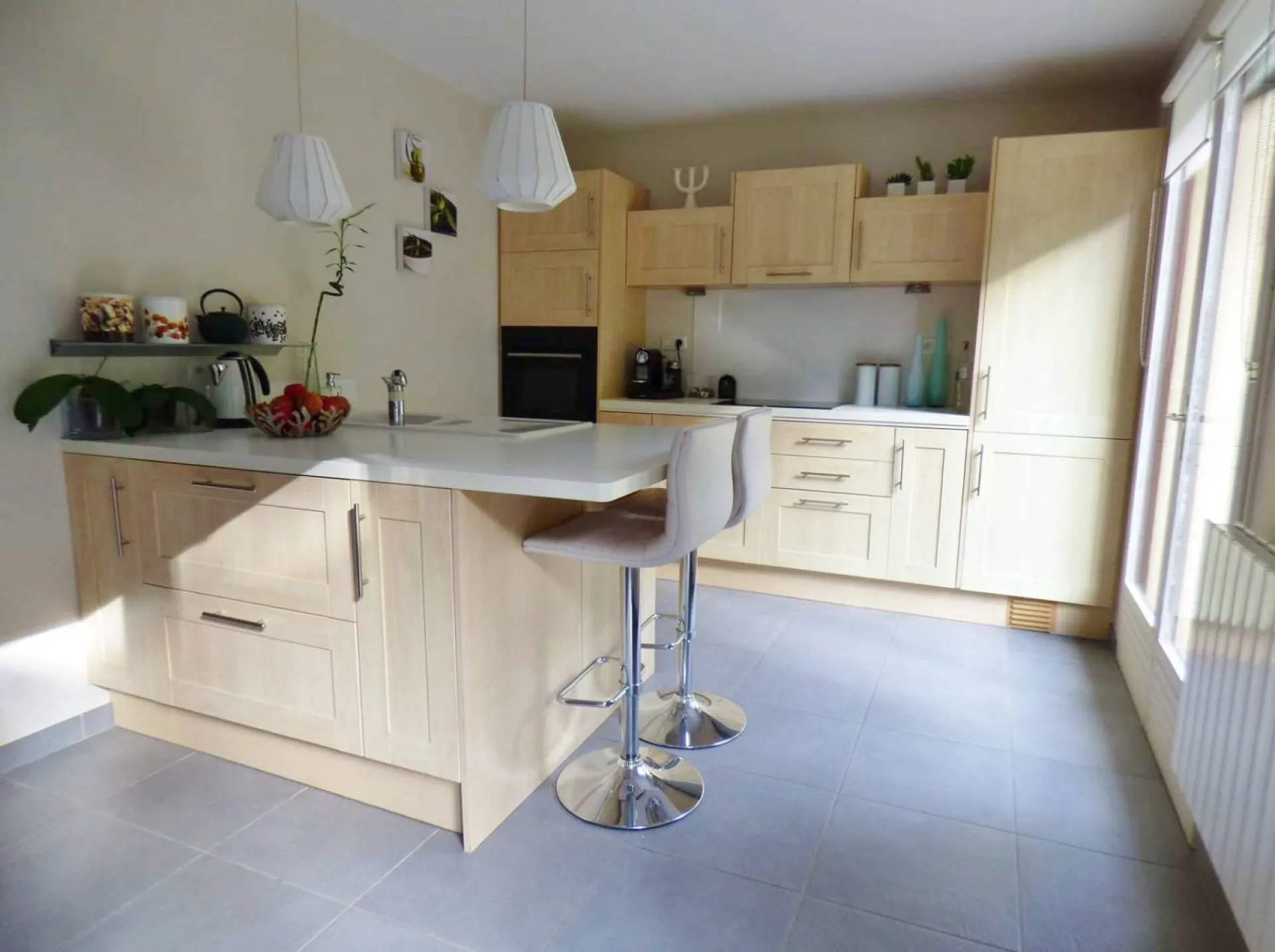 cherche à acheter pavillon à étage avec chambres en bas proche caudebec lès elbeuf 76