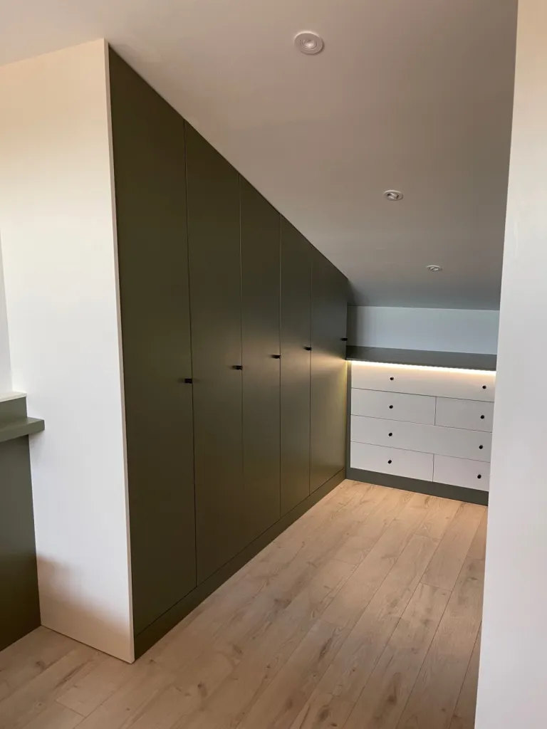  Agencement d’une chambre en sous pente sur Arcachon