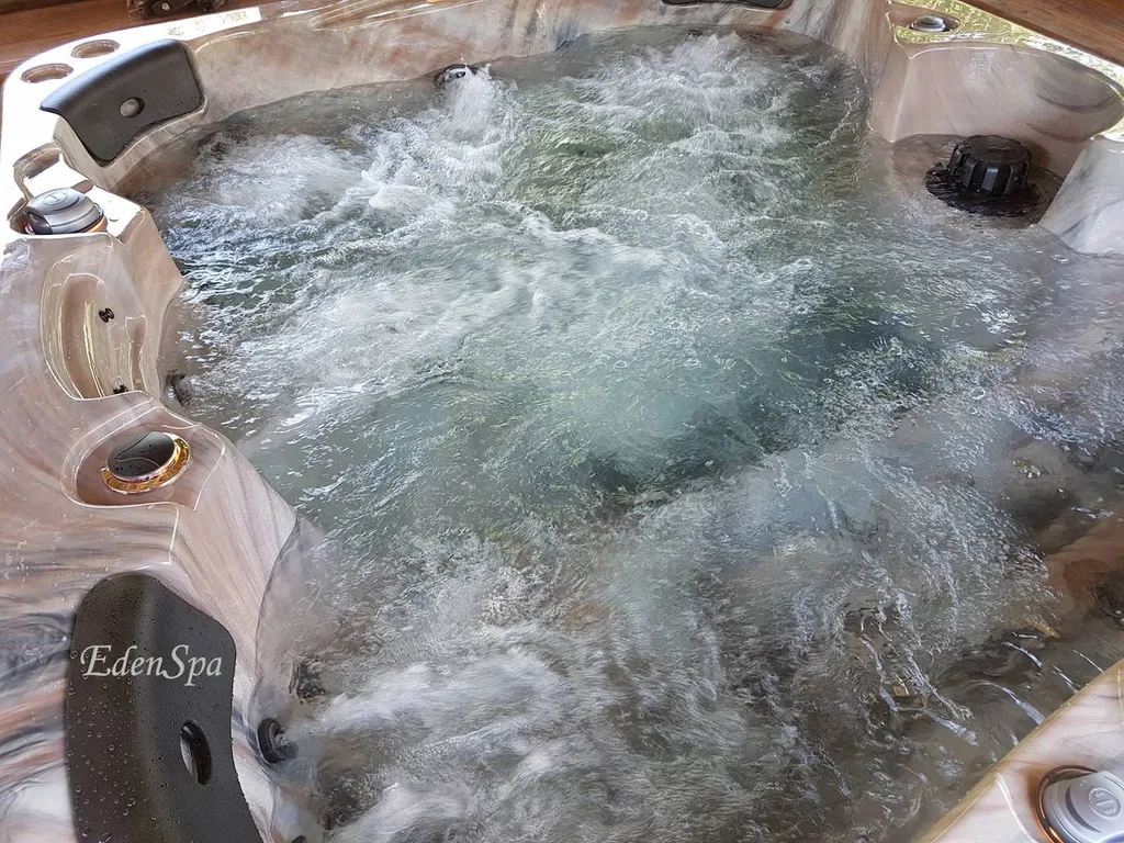 Jacuzzi canadien 4 places tuscan sun marseille