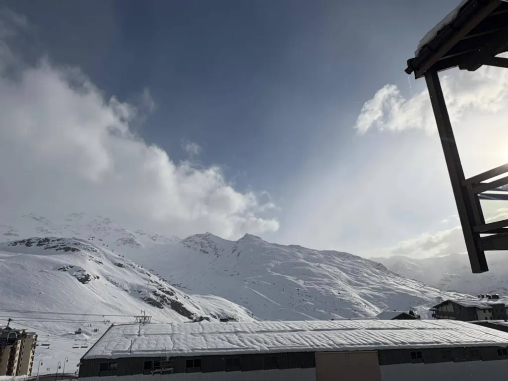 VUE DEPUIS L'APPARTEMENT DU KASHMIR VAL THORENS