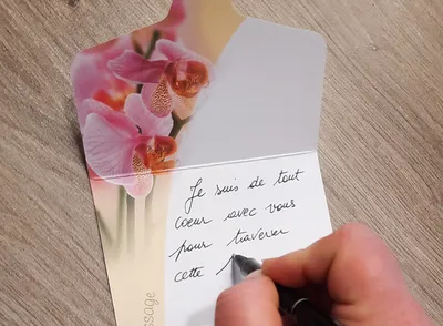 carte avec message de condoléances pour un ami proche modèle des Pompes funèbres PINAULT région lyon