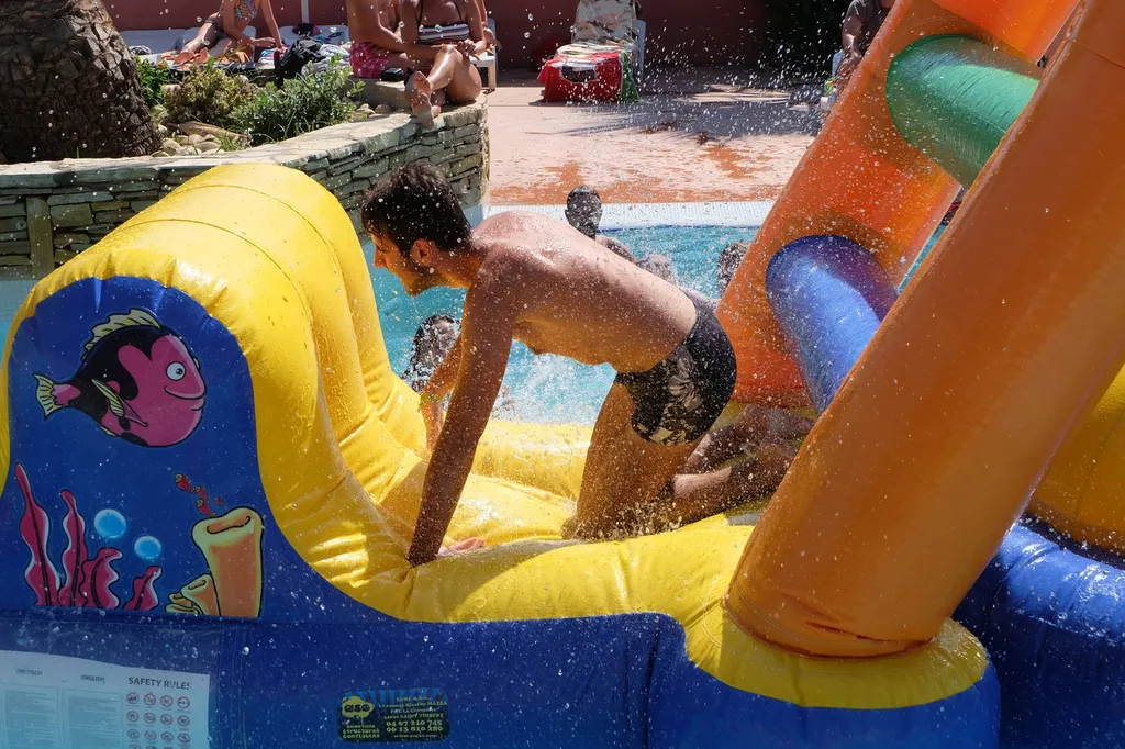 Journée du 16/08/2016 jeux d'eau à la piscine