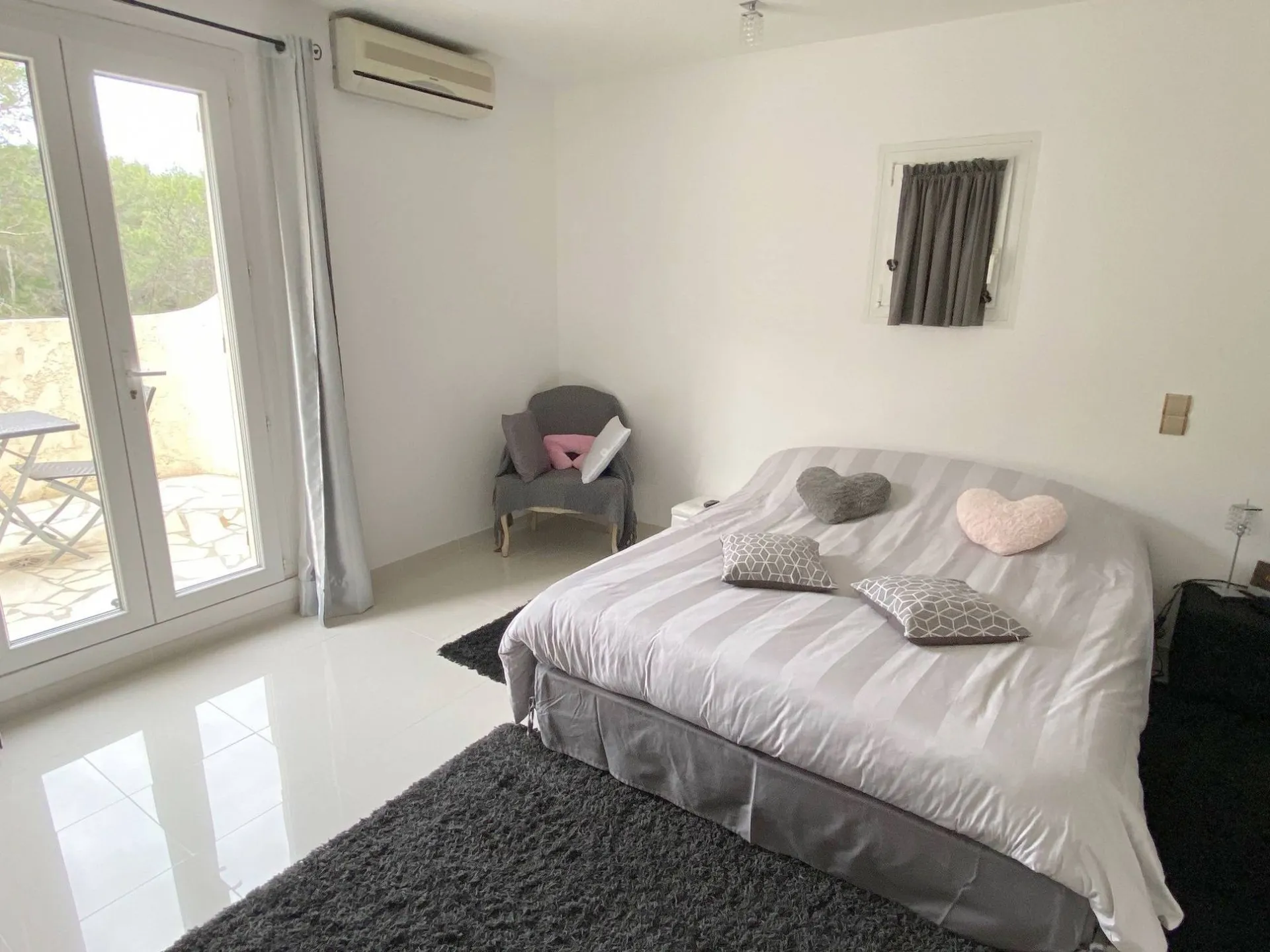 a vendre villa avec terrain de boules ceyreste