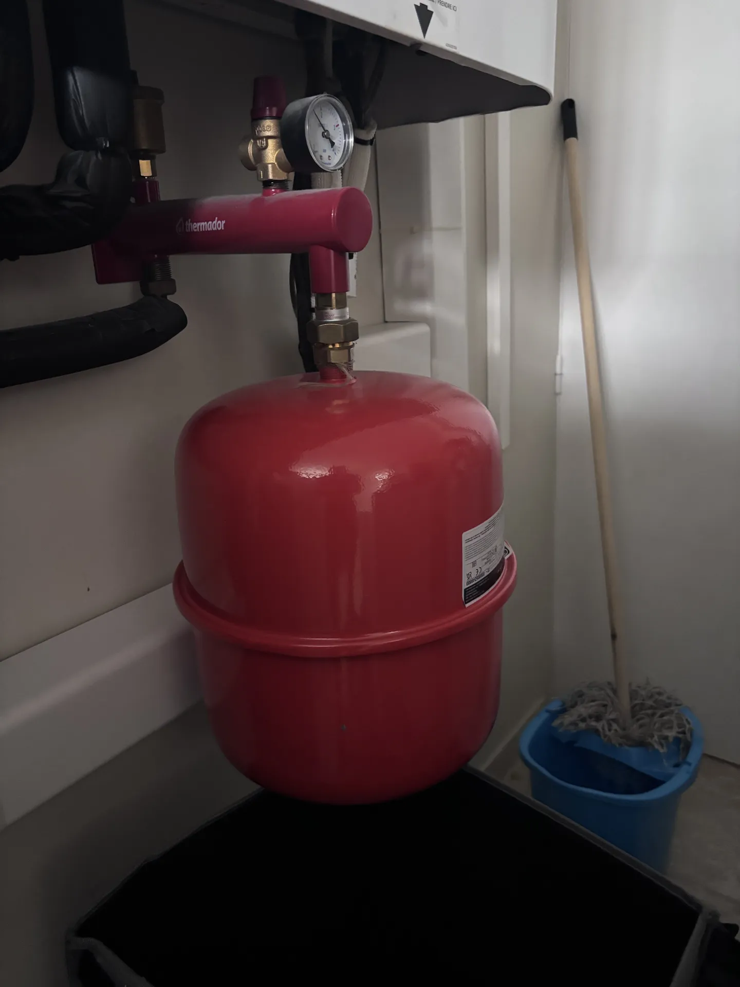 Entretien d’une pompe à chaleur air/eau Ariston à Gagny