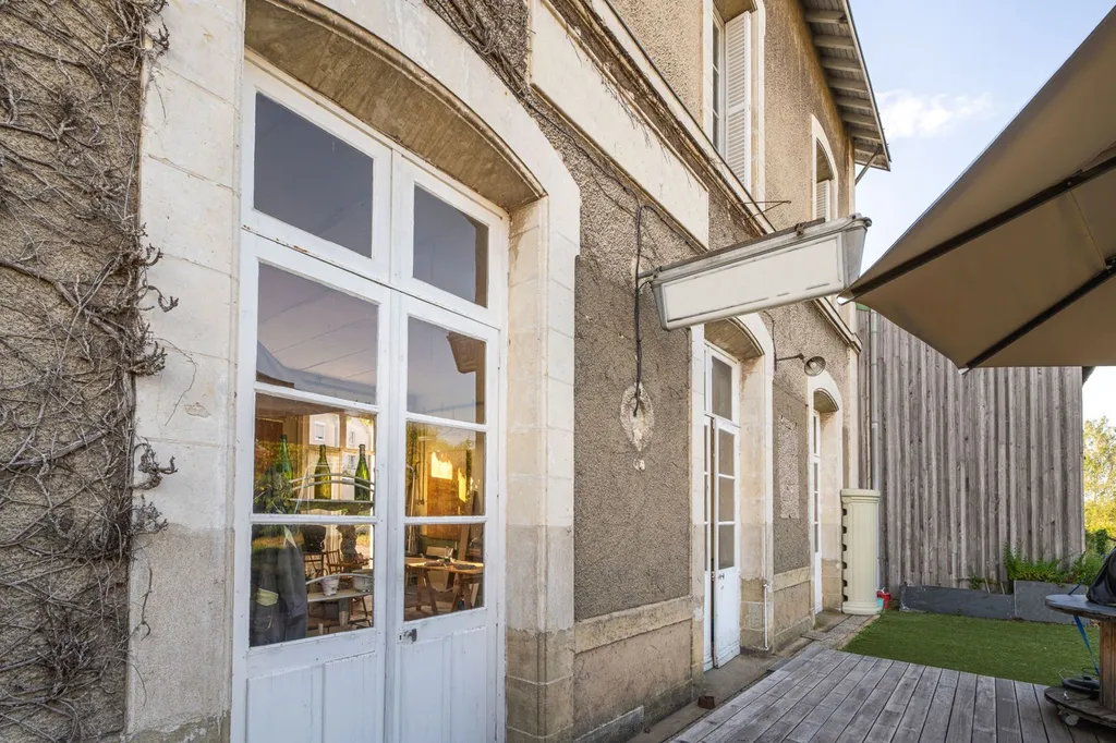 maison de campagne à vendre en sarthe avec grande pièce de vie lumineuse