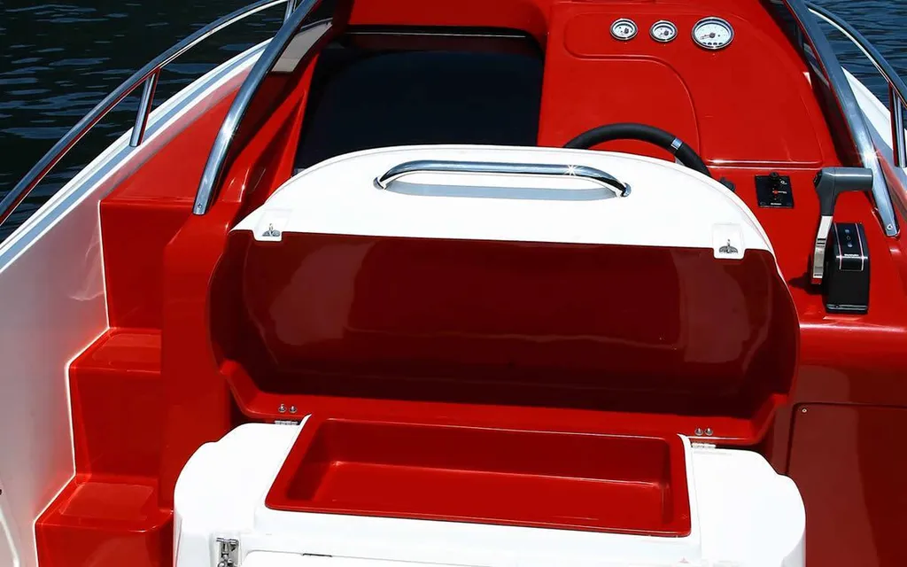 Vedette habitable marque Clear à vendre ) Fort-de-France