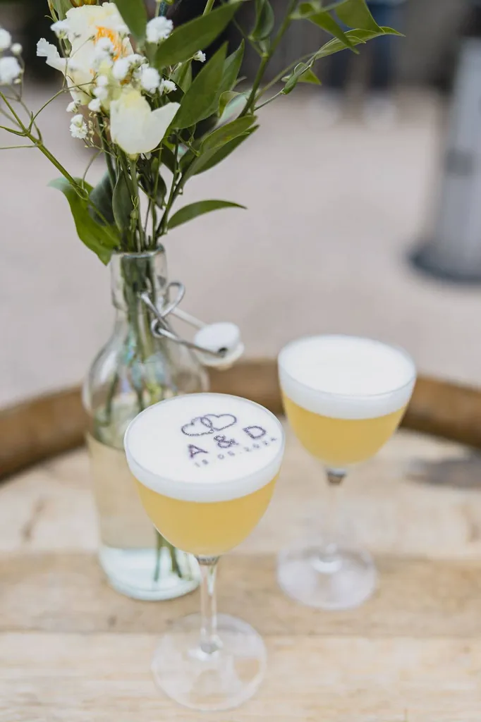 L’Art de Subjuguer les Invités, un Cocktail à la Fois