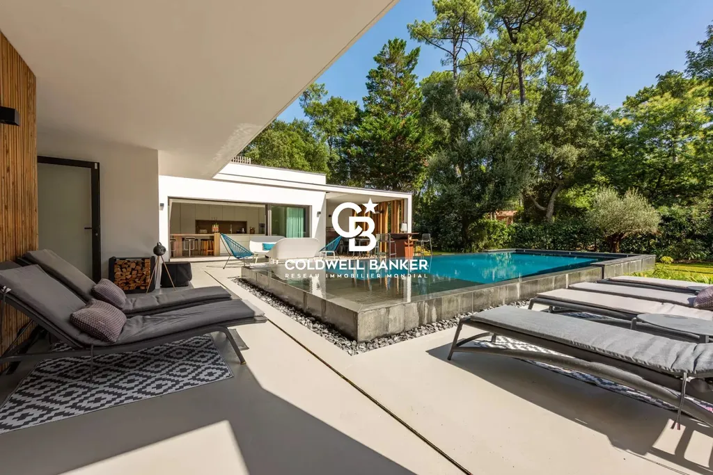 Hossegor - villa d’architecte confidentielle avec piscine à débordement