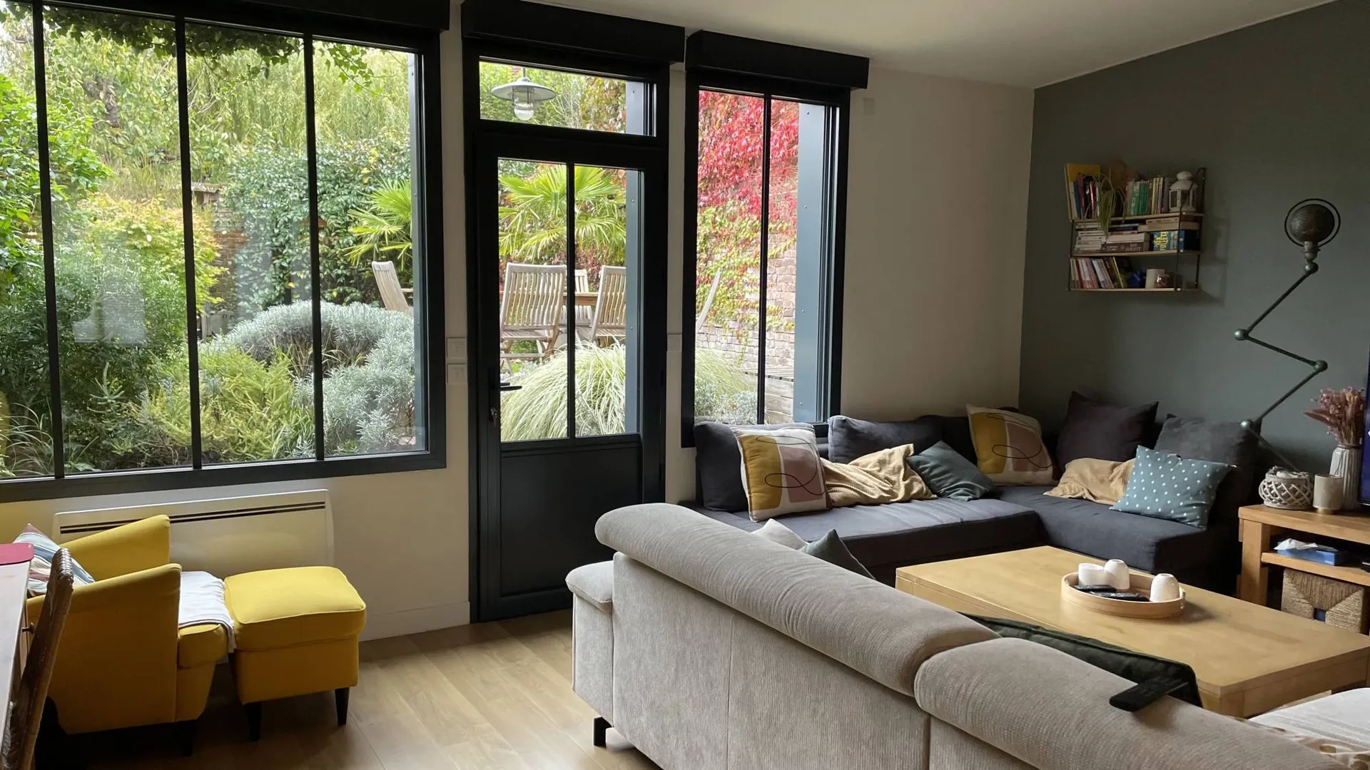 SOUS OFFRE Charmante maison de ville rénovée – 110 m² habitables avec jardin et terrasse