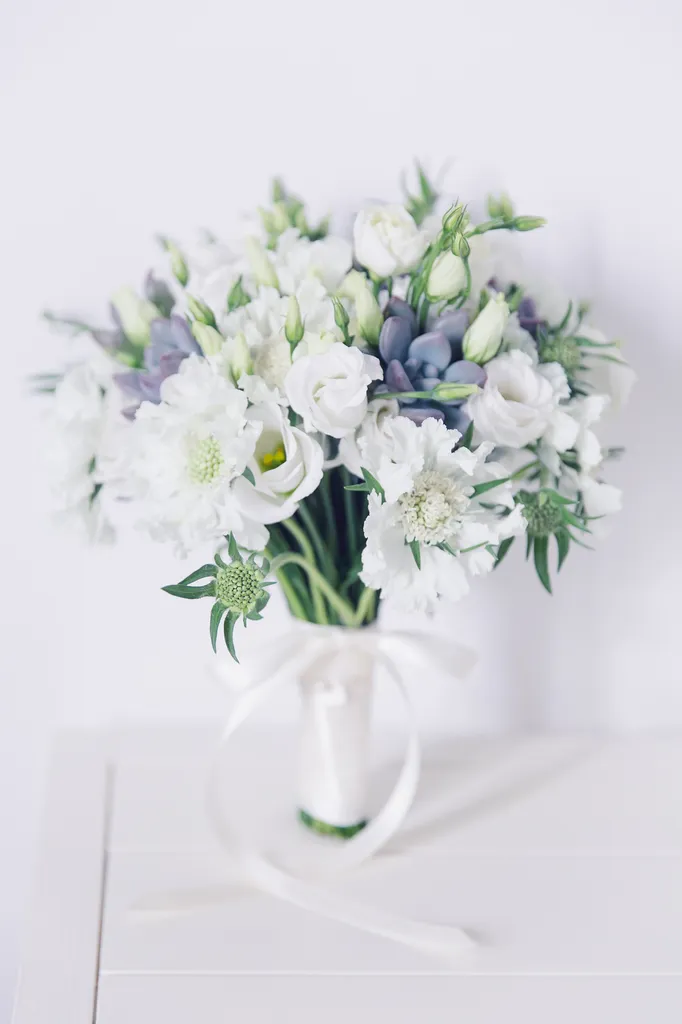 Your wedding planning agency from Paris for a colorful reception in a mansion with swimming pool in Seine-et-Marne