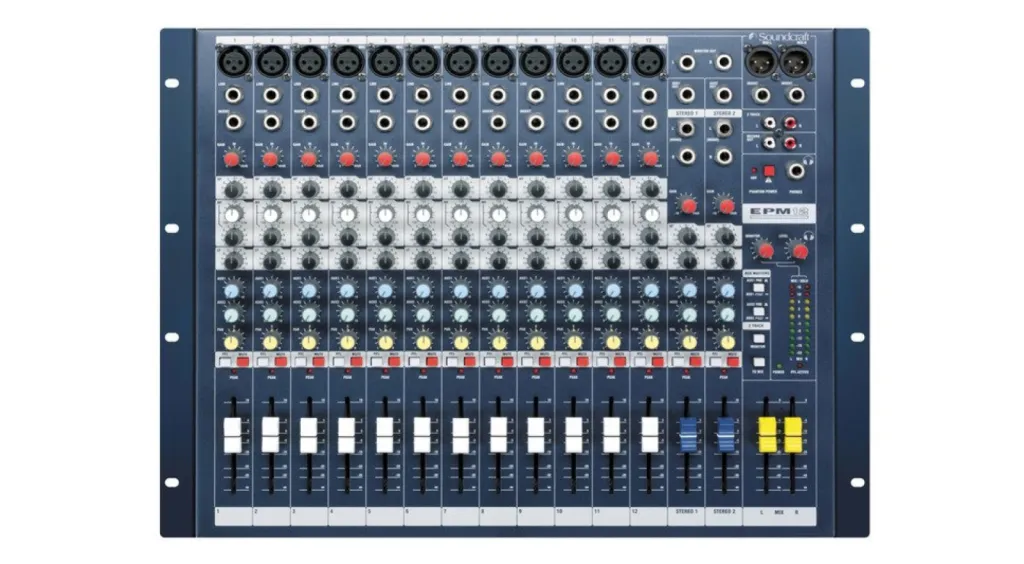 location table de mixage soundcraft à hyeres dans le var