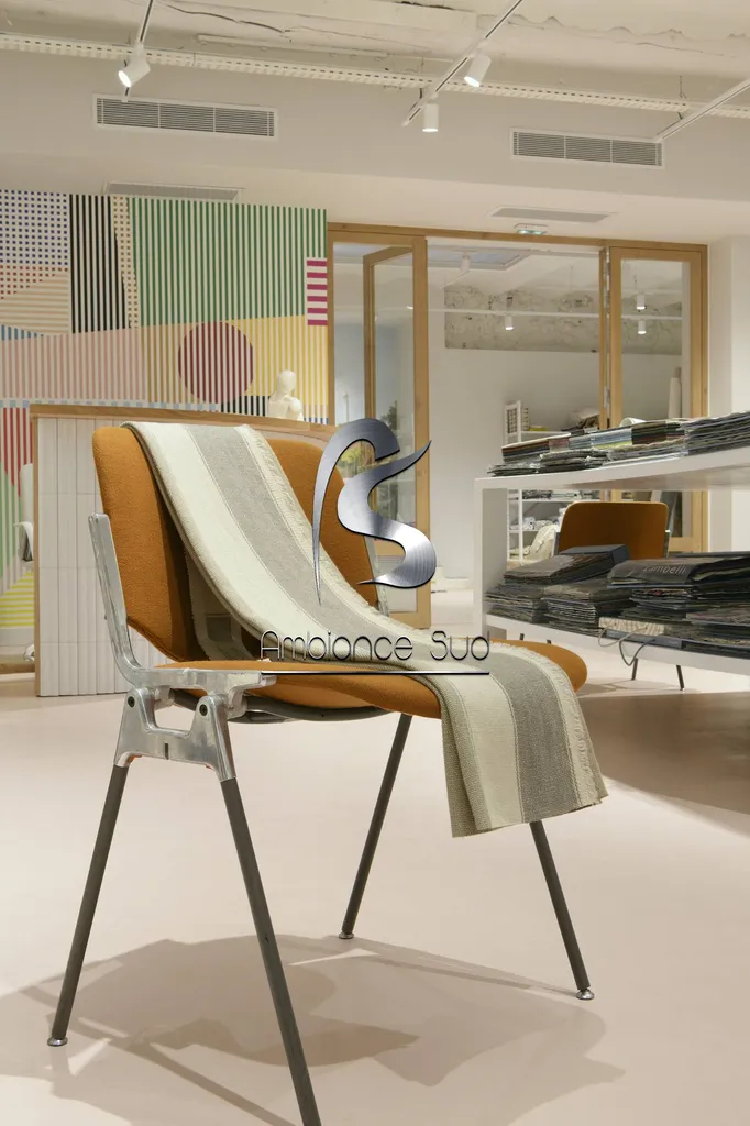 AMBIANCE SUD SOL EN BETON CIRE COULE A MARSEILLE