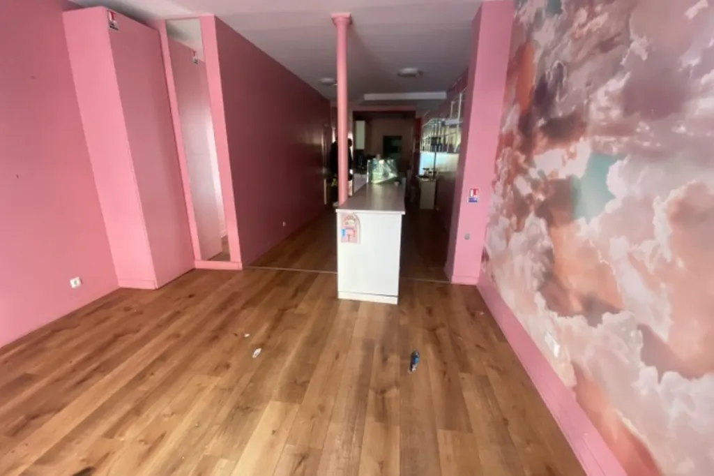 Location - Boutique 51 m², Montrouge, Avenue de la République 92120 MONTROUGE