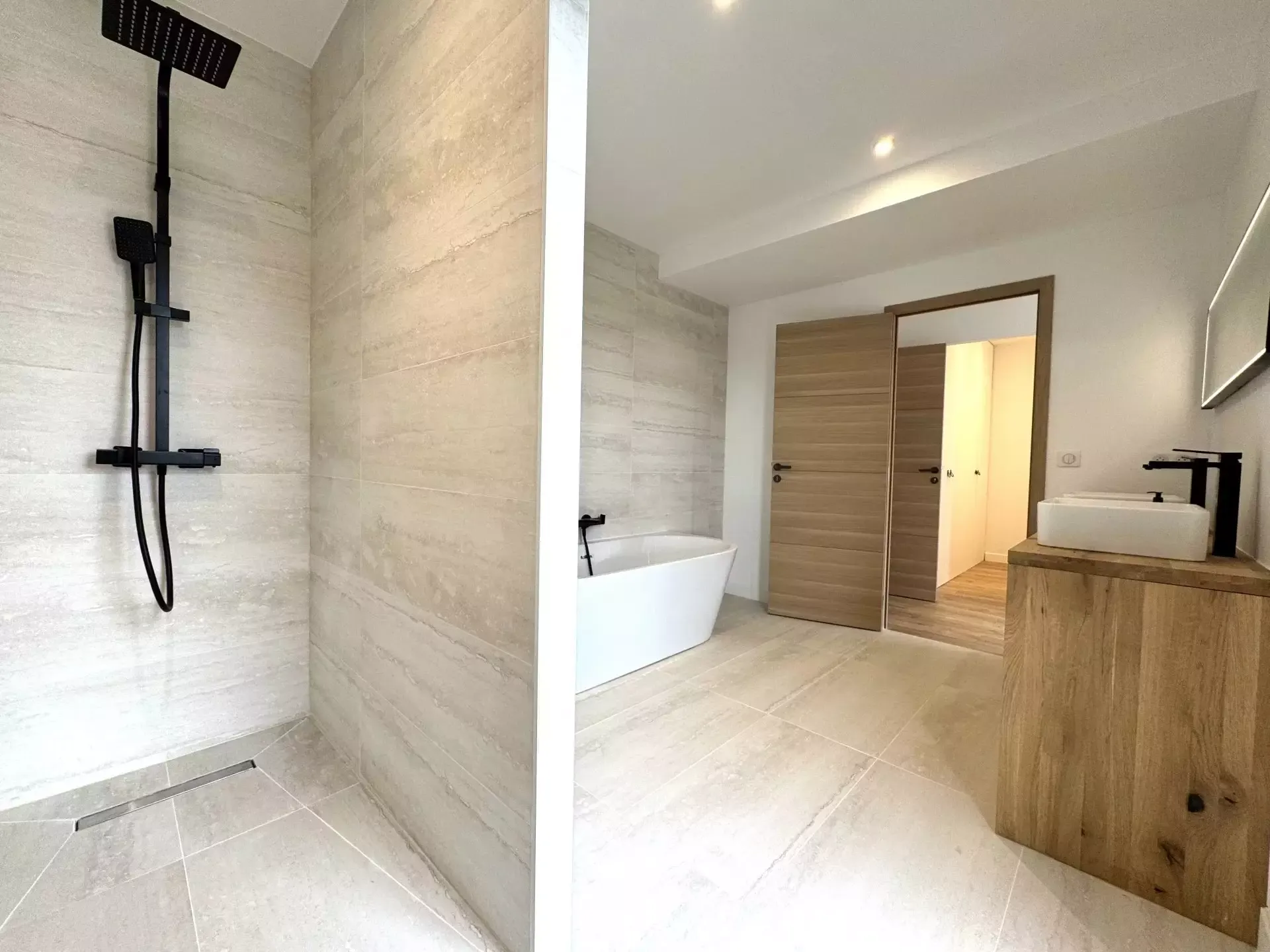 Vente maison Bruges, 6 pièces, 5 chambres, 172 m², 988 000 €