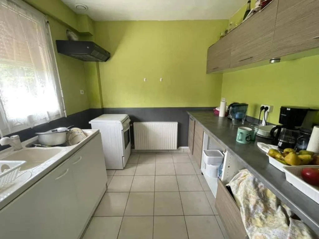 A  vendre pavillon plain-pied avec dépendance sur la commune de ST ETIENNE DU ROUVRAY 76800