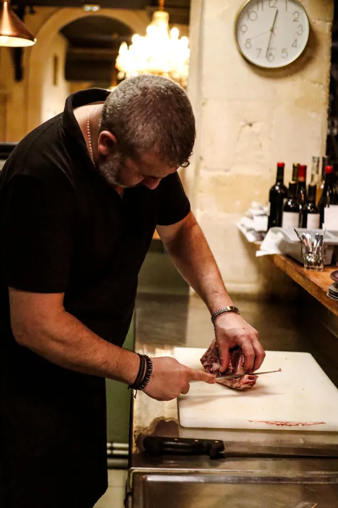 Bienvenue sur le site internet du Comptoir d’Etienne, restaurant traditionnel à Bordeaux !