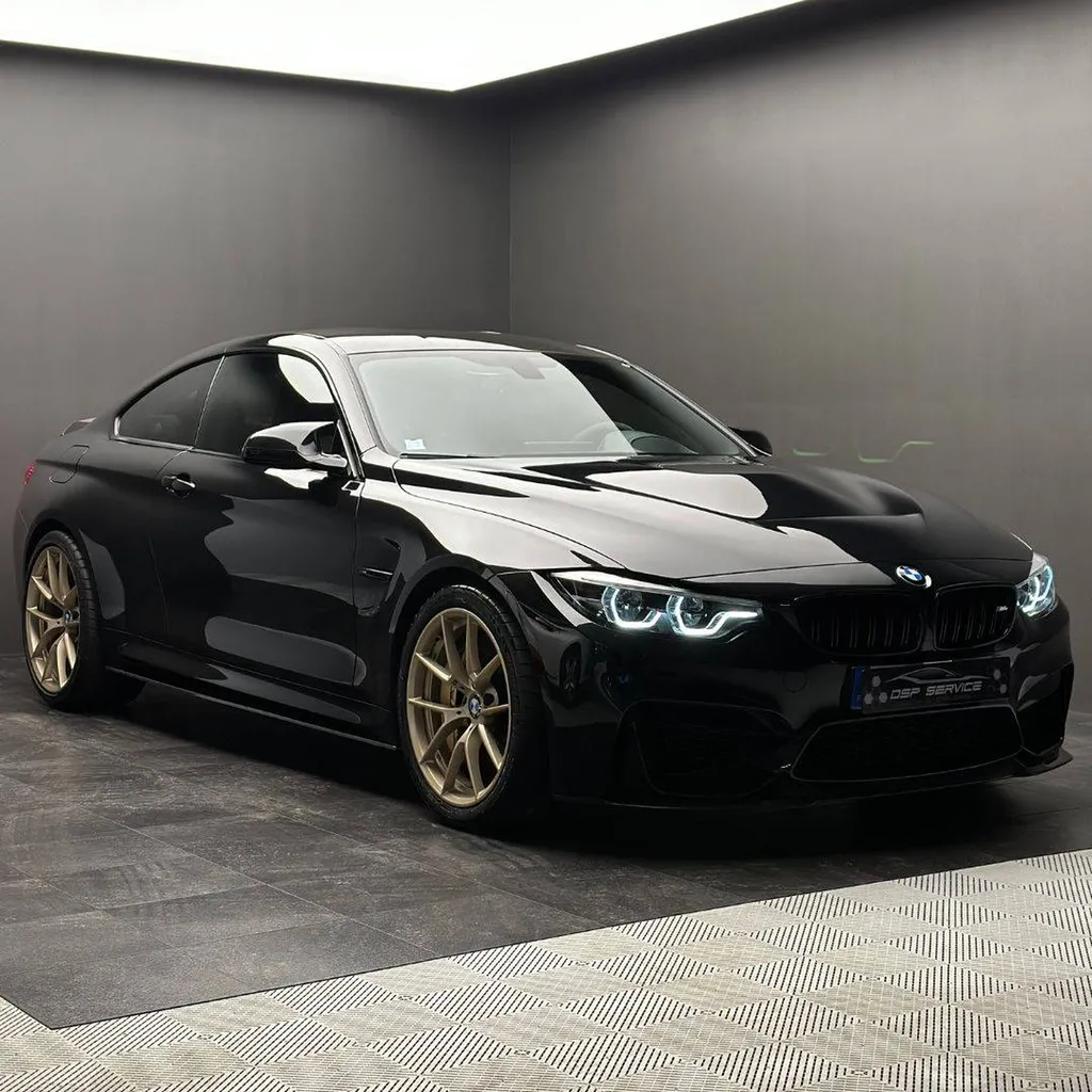 Lustrage brillance sur une BMW M4 CS à Le Mans (72)