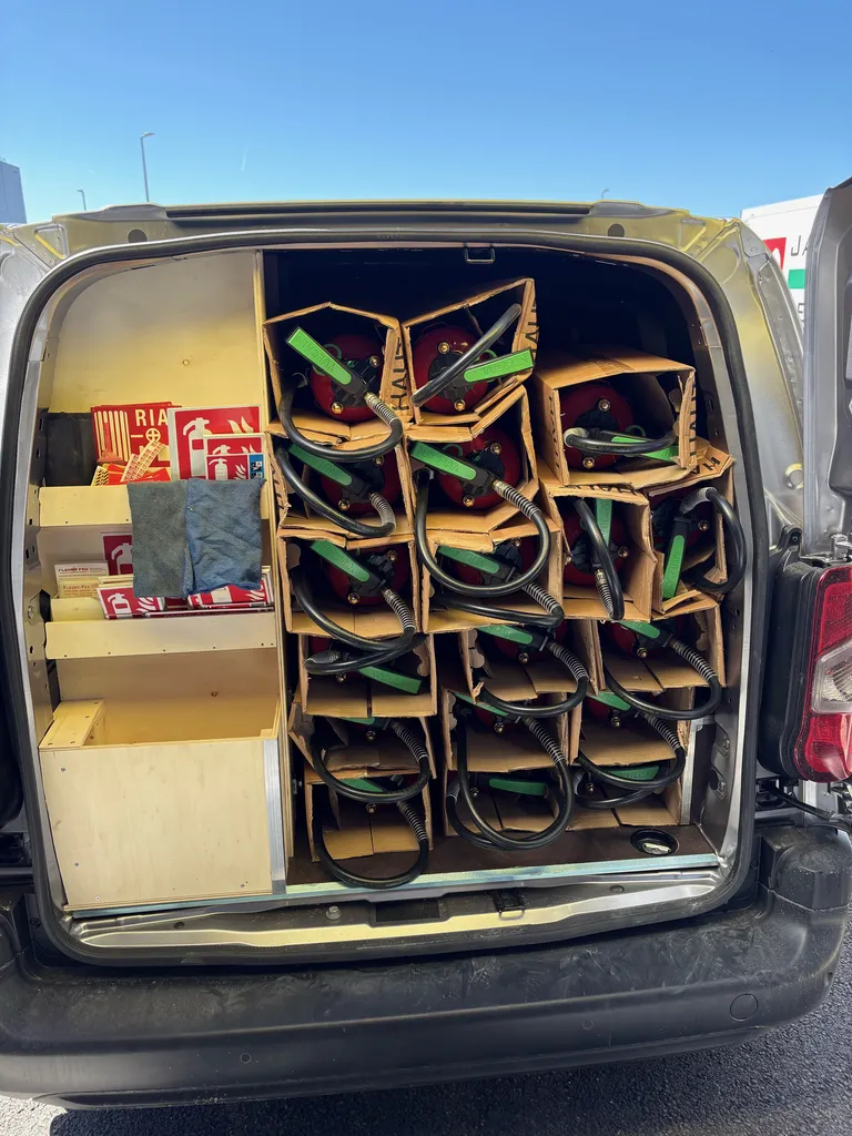  Installation d’extincteurs conforme APSAD R4 – Certification Q4 dans un entrepôt logistique