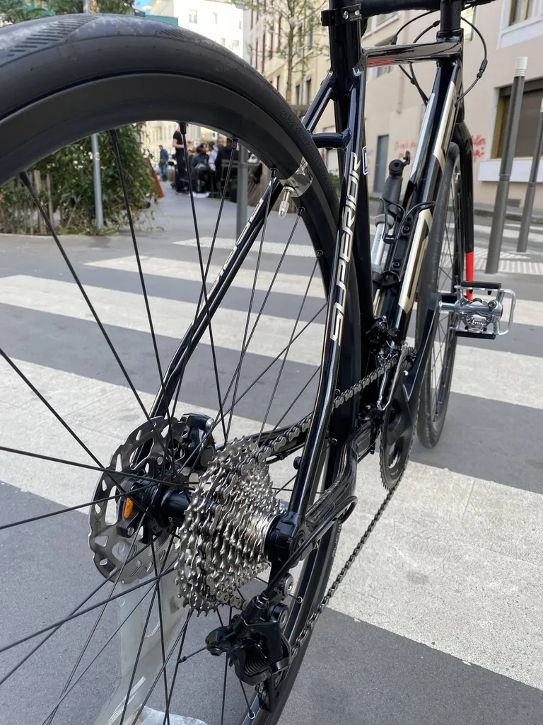 vélo de route shimano 105