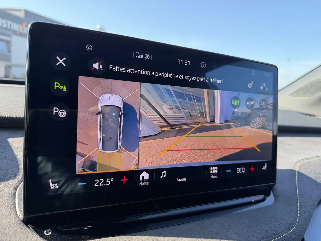 Vente Skoda Enyaq Coupé iV RS occasion 299 ch 4x4 électrique disponible chez votre concessionnaire auto proche le Havre