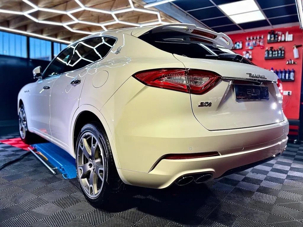 Protection traitement céramique eculy Maserati Levante
